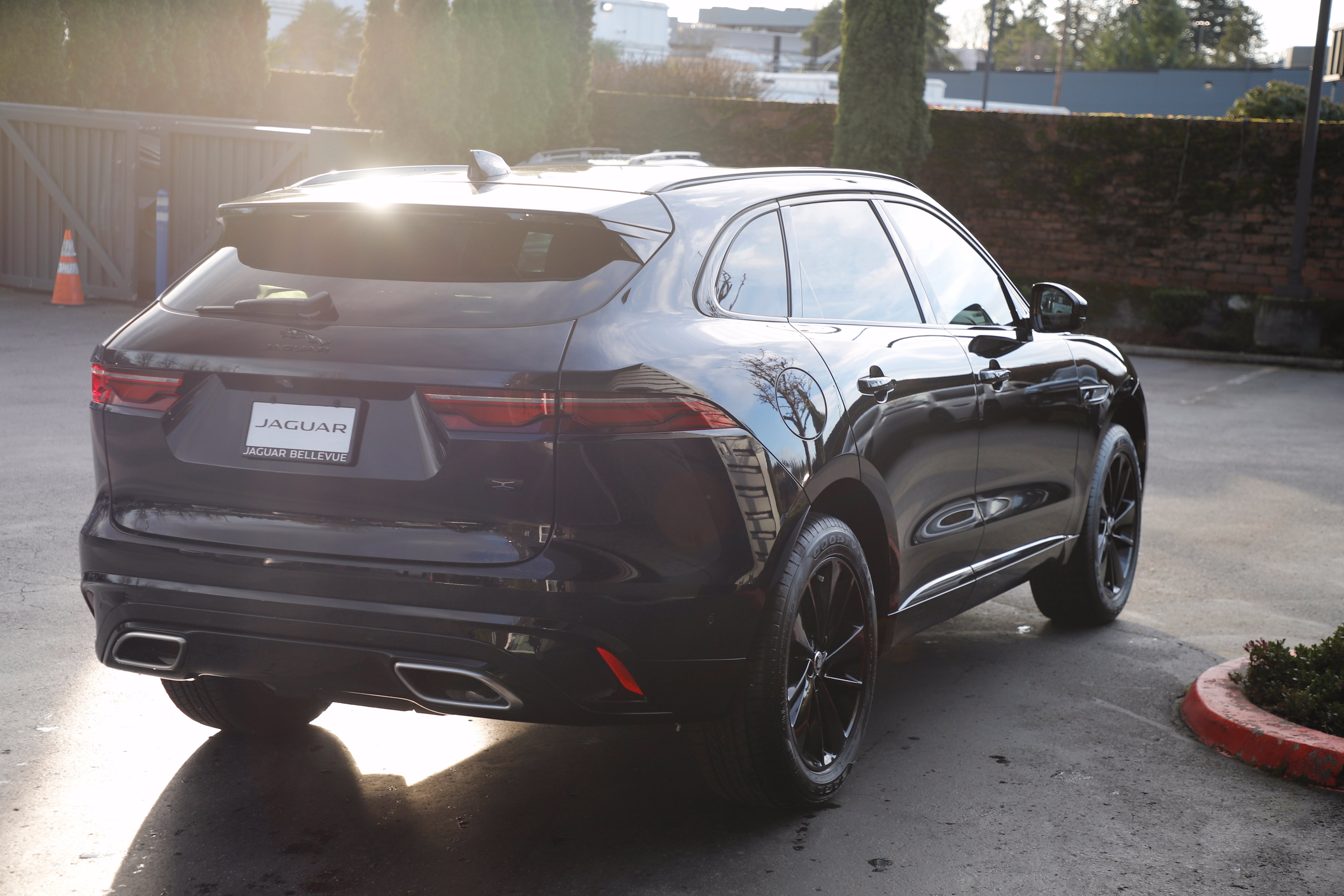 New 2026 Jaguar F-PACE R-Dynamic S AWD/4WD image 6