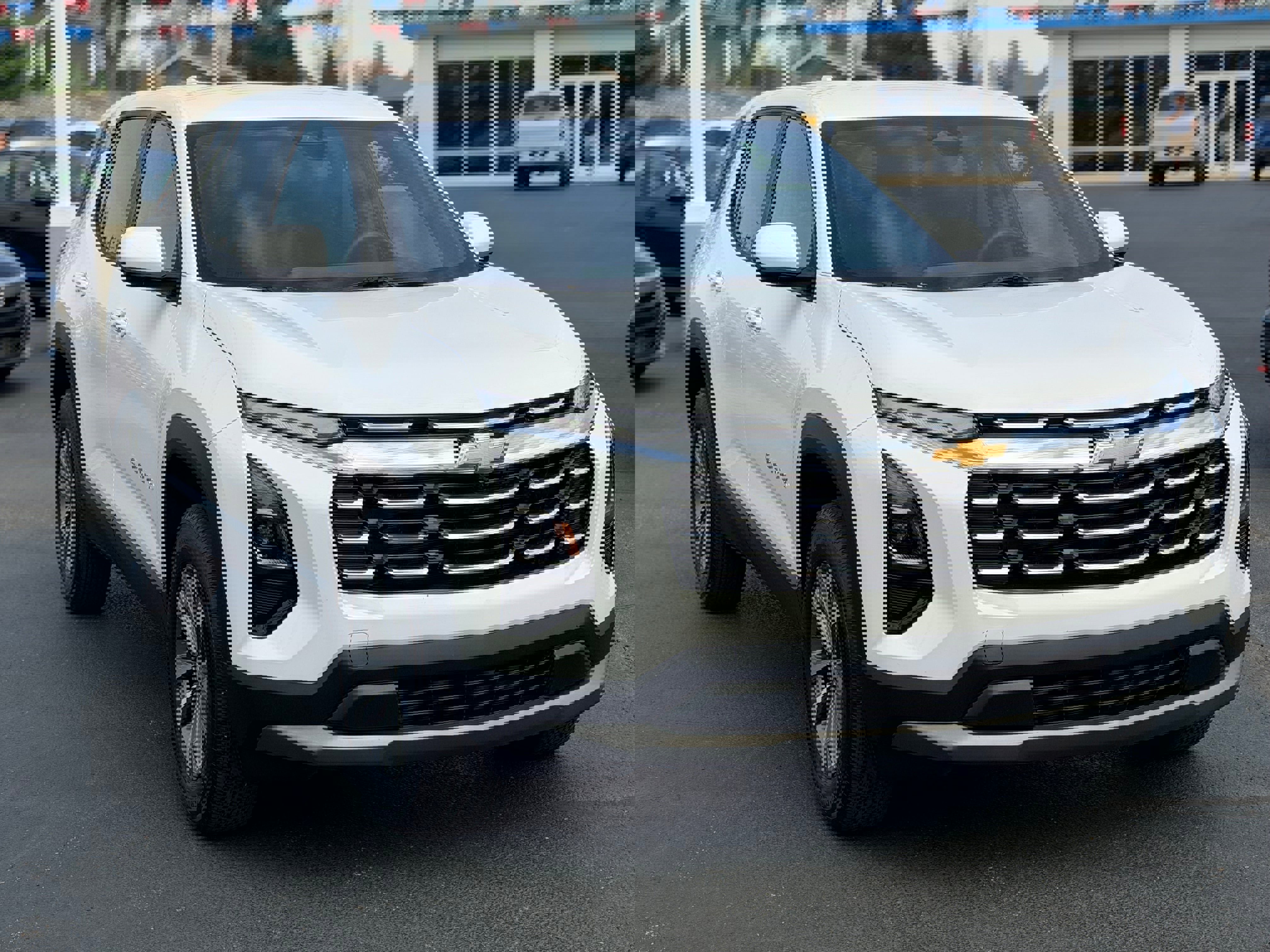 Used 2025 Chevrolet Equinox LT image 3