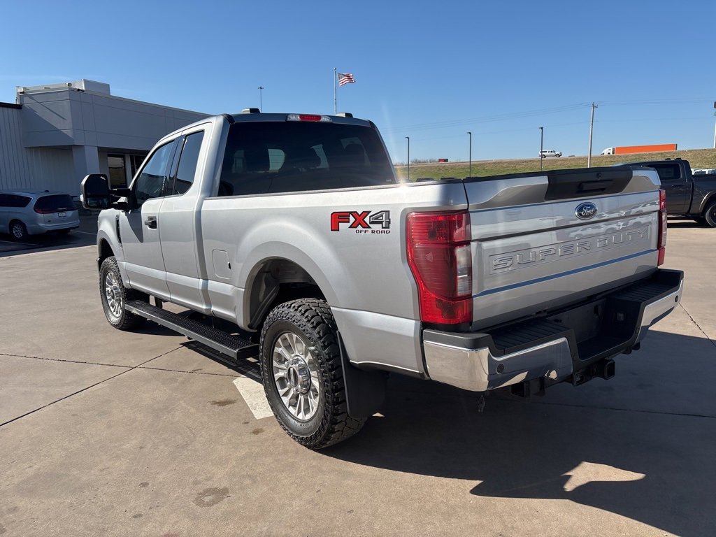 Used 2020 Ford F250 XLT w/ XLT Value Package image 4