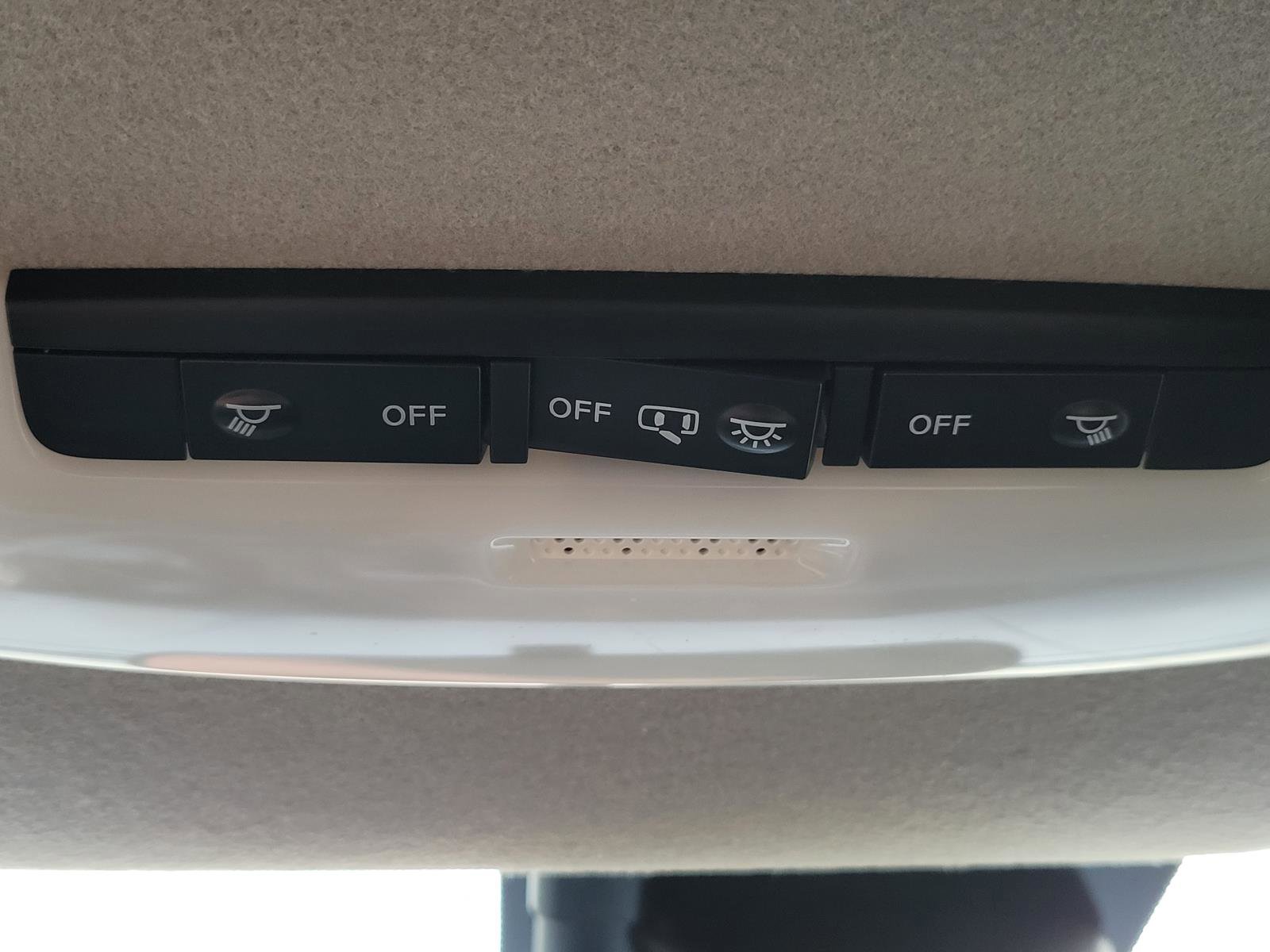 Used 2024 Nissan Versa S w/ S Plus Package image 28