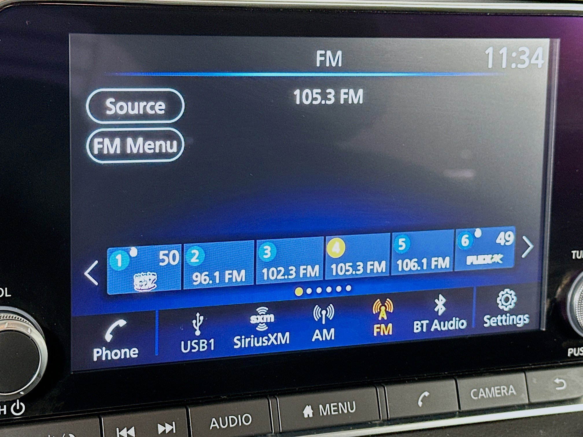 Used 2025 Nissan Sentra SV image 21