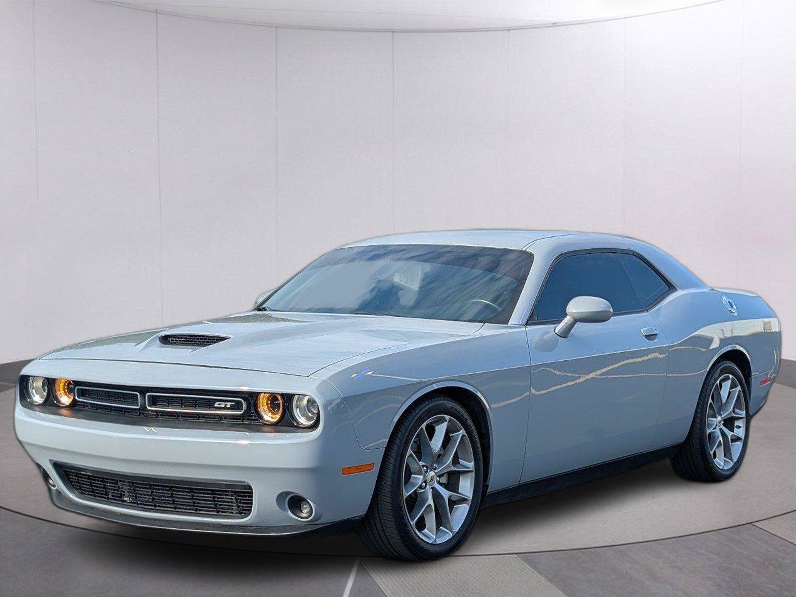 Used 2022 Dodge Challenger GT RWD image 1