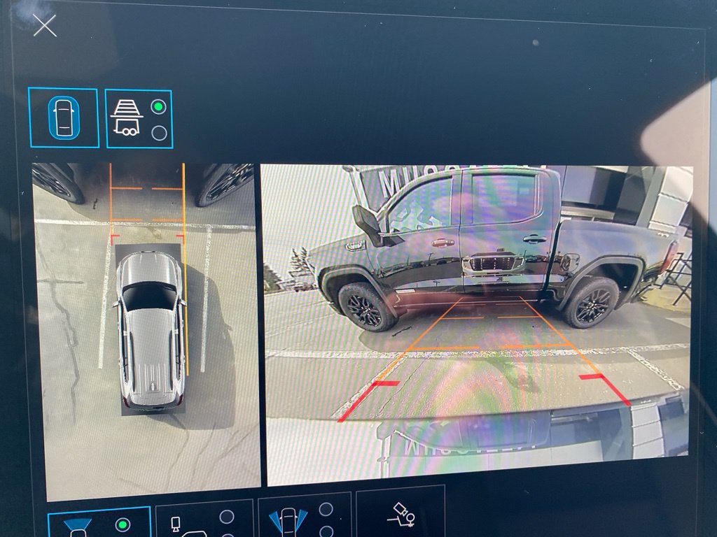 Used 2025 GMC Acadia Denali w/ LPO, Floor Liner Package AWD/4WD image 24
