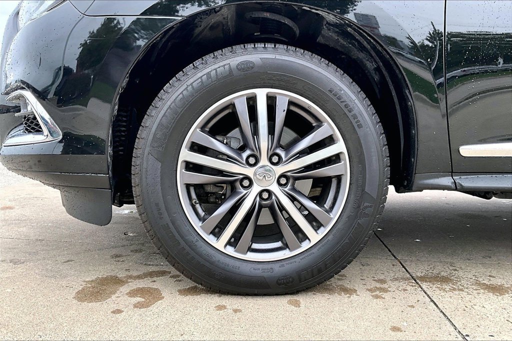 Used 2019 INFINITI QX60 Pure AWD/4WD image 10