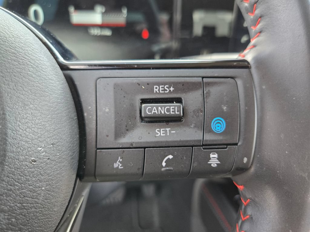 Certified 2025 Nissan Kicks SR AWD/4WD image 33
