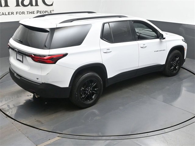 Used 2023 Chevrolet Traverse LT image 40