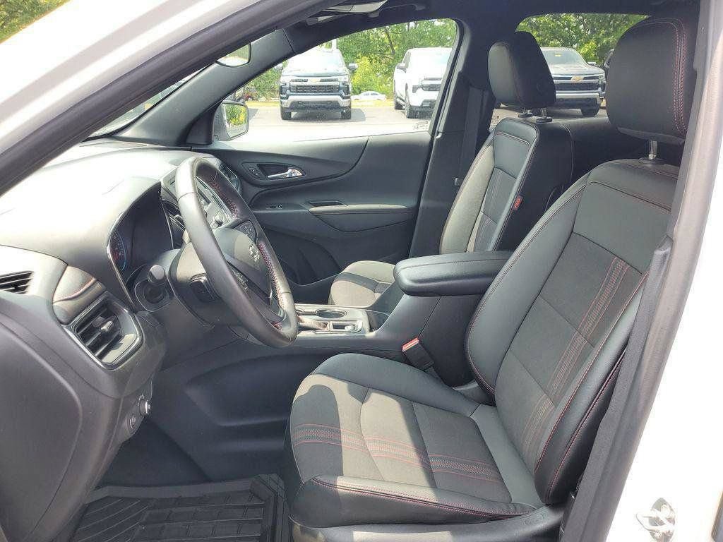 Certified 2022 Chevrolet Equinox RS FWD image 7