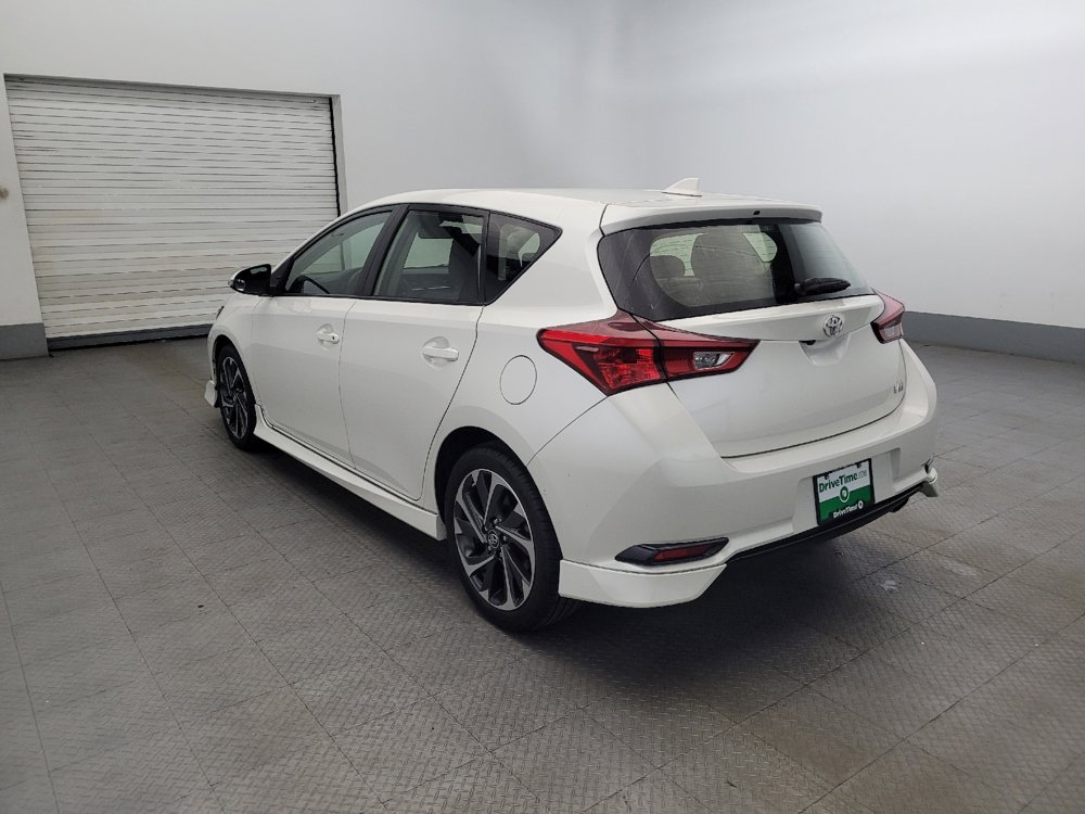 Used 2017 Toyota Corolla iM image 5