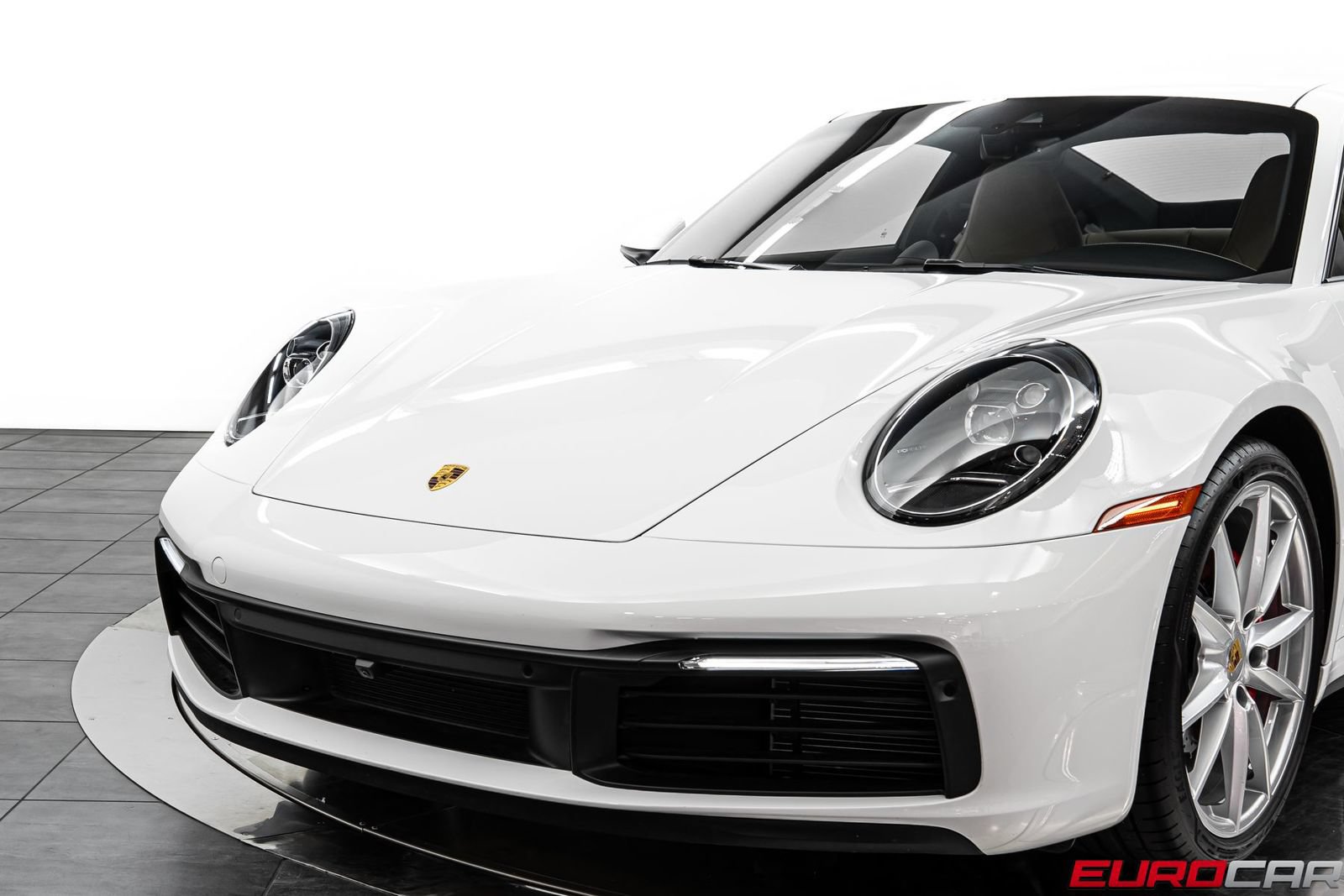 Used 2024 Porsche 911 Carrera S RWD image 13