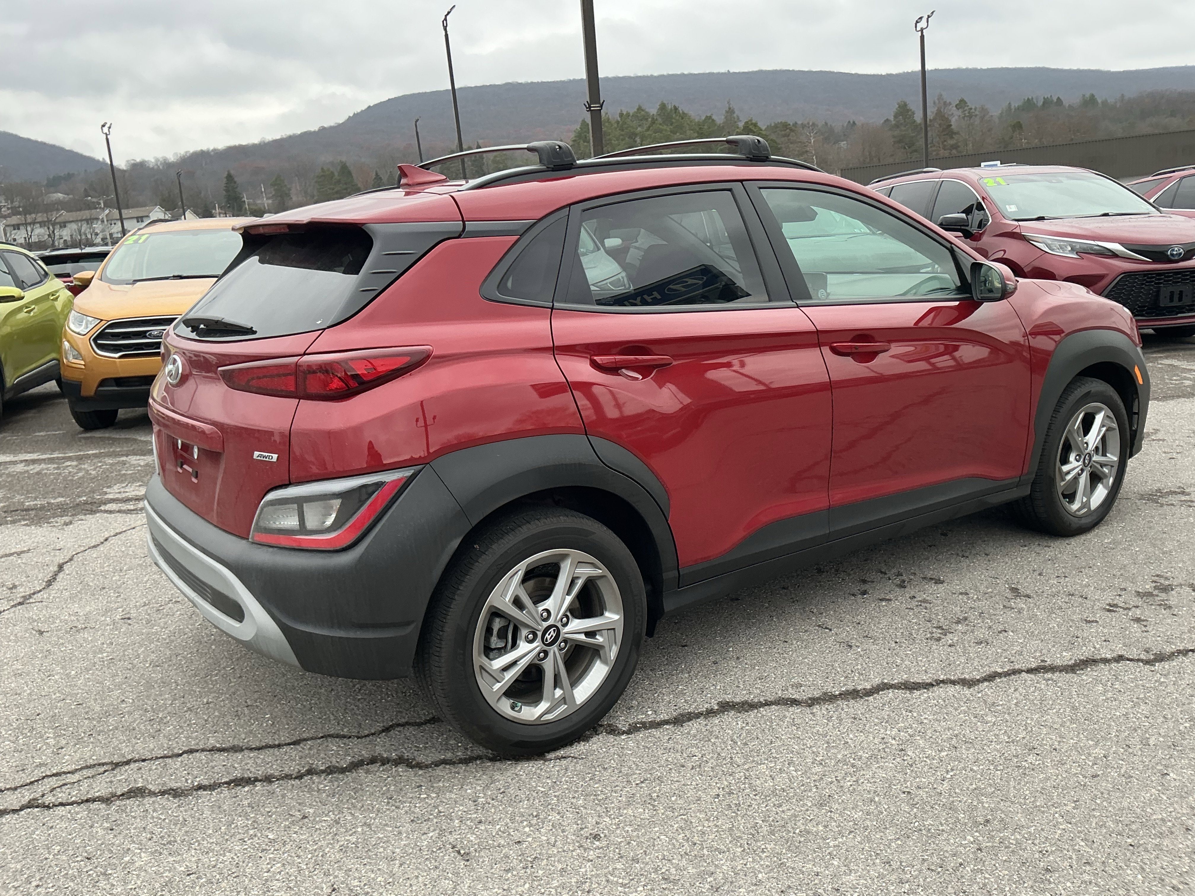 Used 2023 Hyundai Kona SEL video 3
