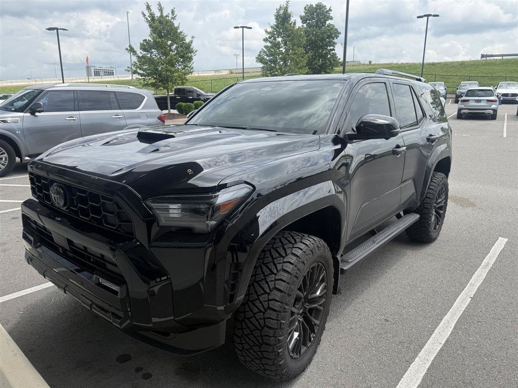 Used 2025 Toyota 4Runner TRD Sport Premium w/ Tow Technology Package AWD/4WD image 4