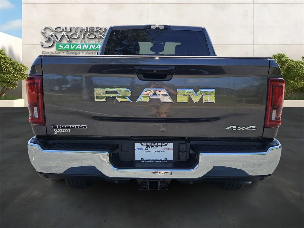 New 2026 RAM 3500 Big Horn AWD/4WD image 4