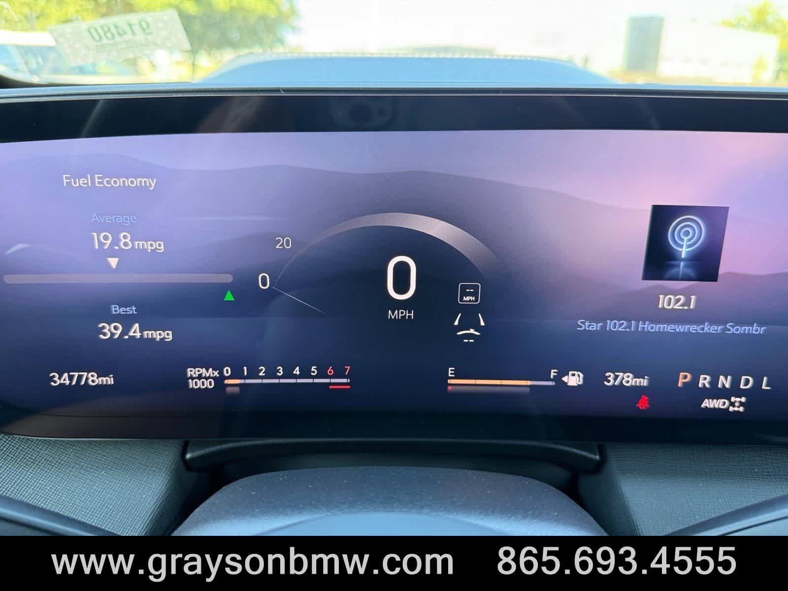 Used 2025 Buick Enclave Preferred AWD/4WD image 34