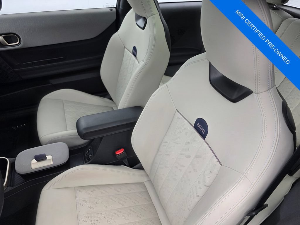 Used 2025 MINI Cooper S FWD image 10