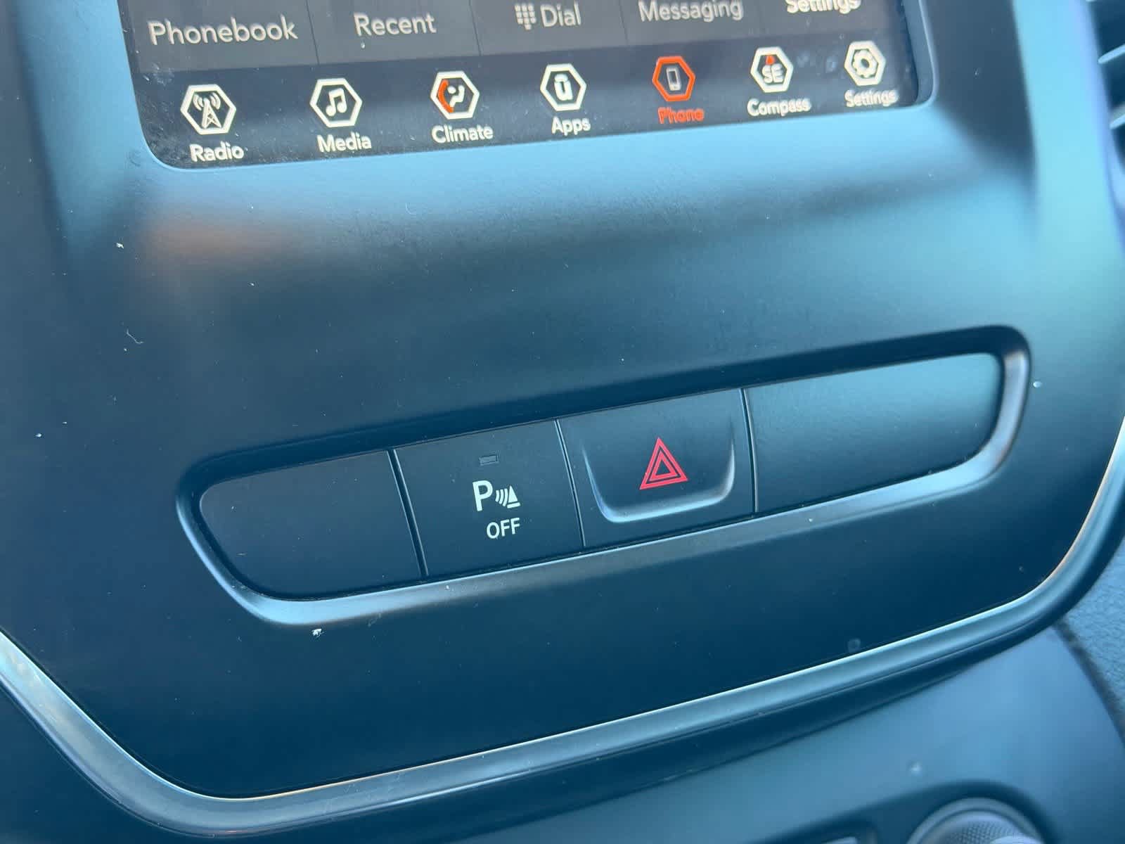 Used 2020 Jeep Cherokee Latitude Plus FWD image 20