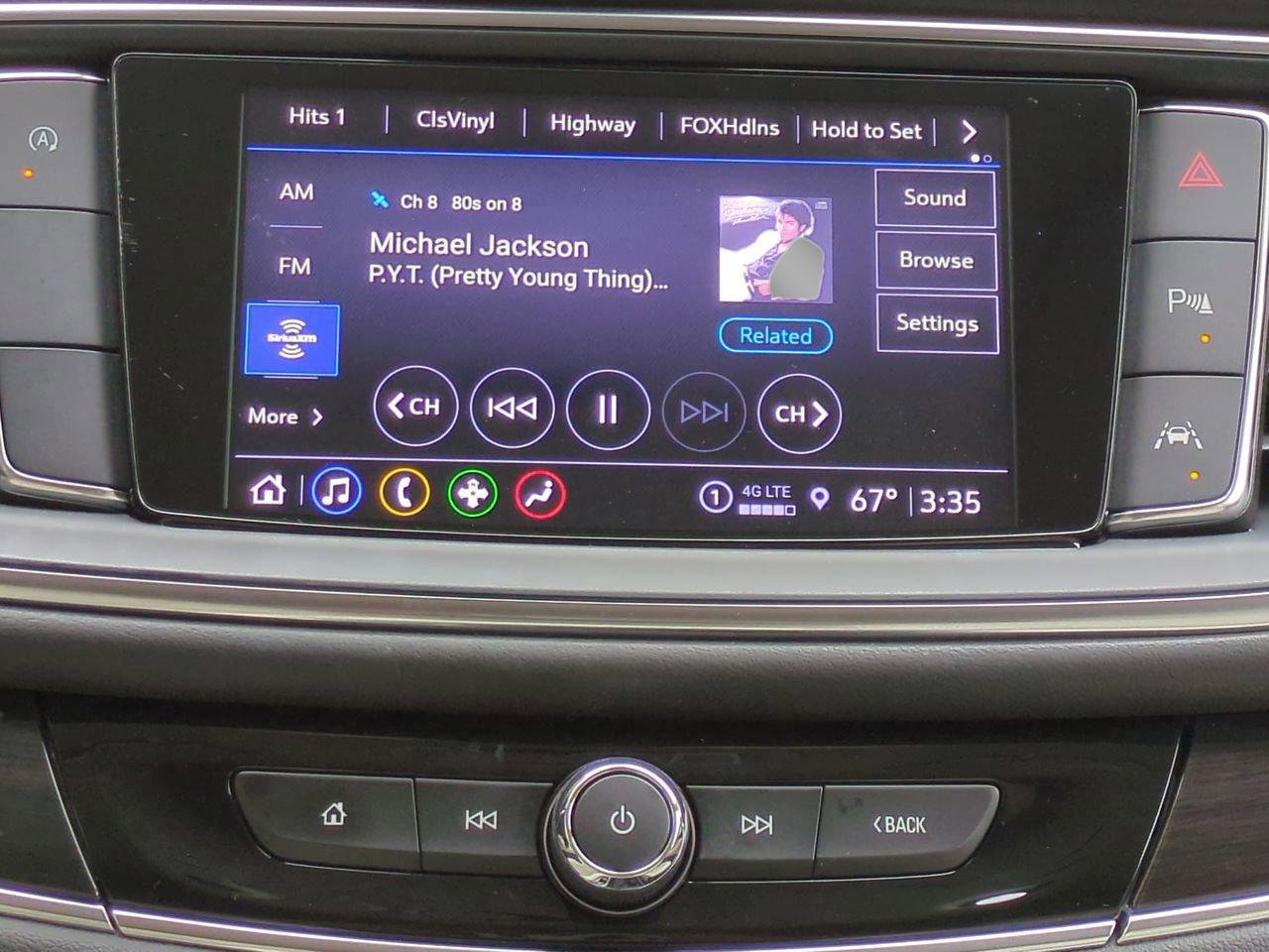 Used 2024 Buick Enclave Essence w/ Technology Package image 18