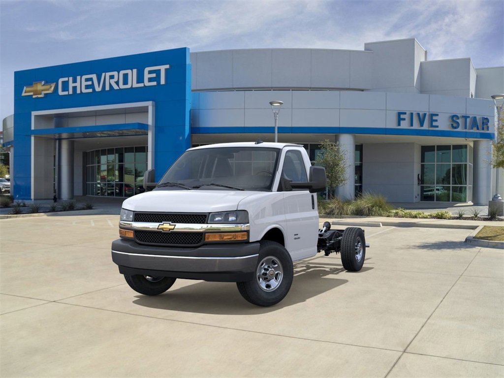 New 2025 Chevrolet Express 3500 w/ Power Convenience Package image 8