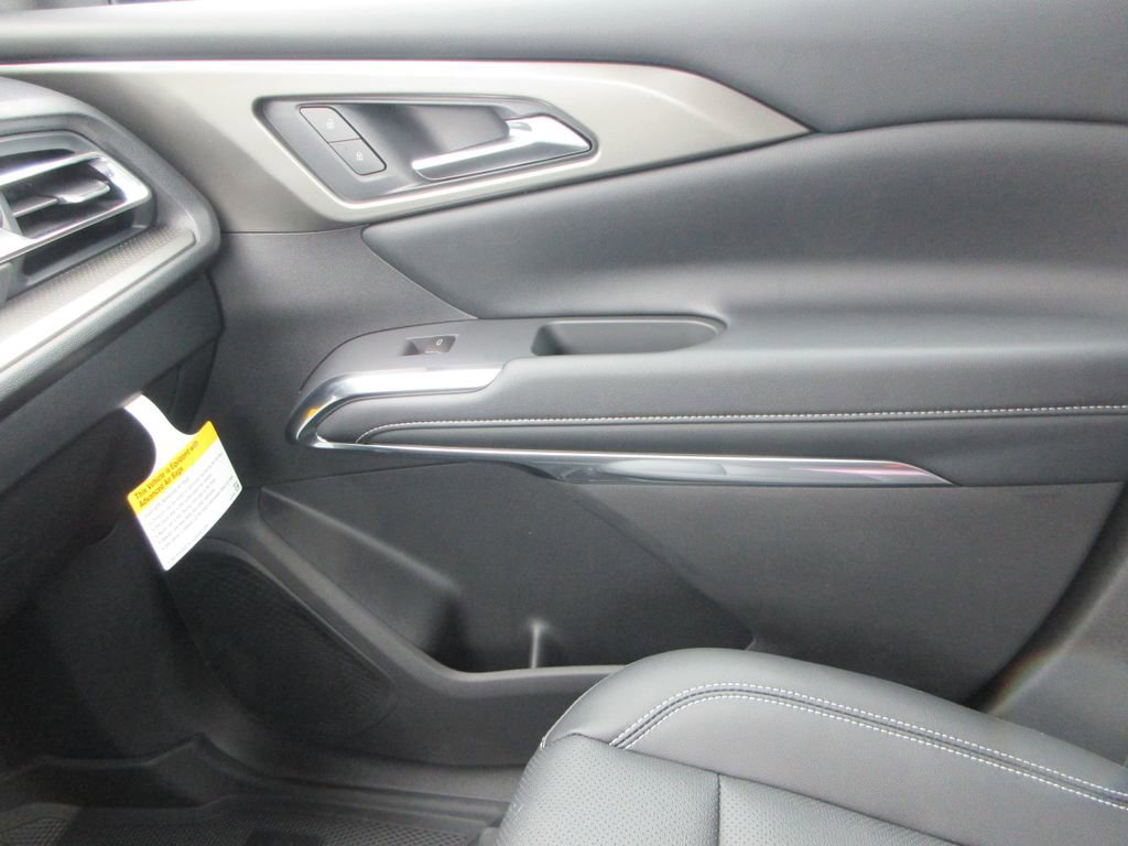 New 2026 Chevrolet Traverse LT w/ Sun and Wheel Package image 32