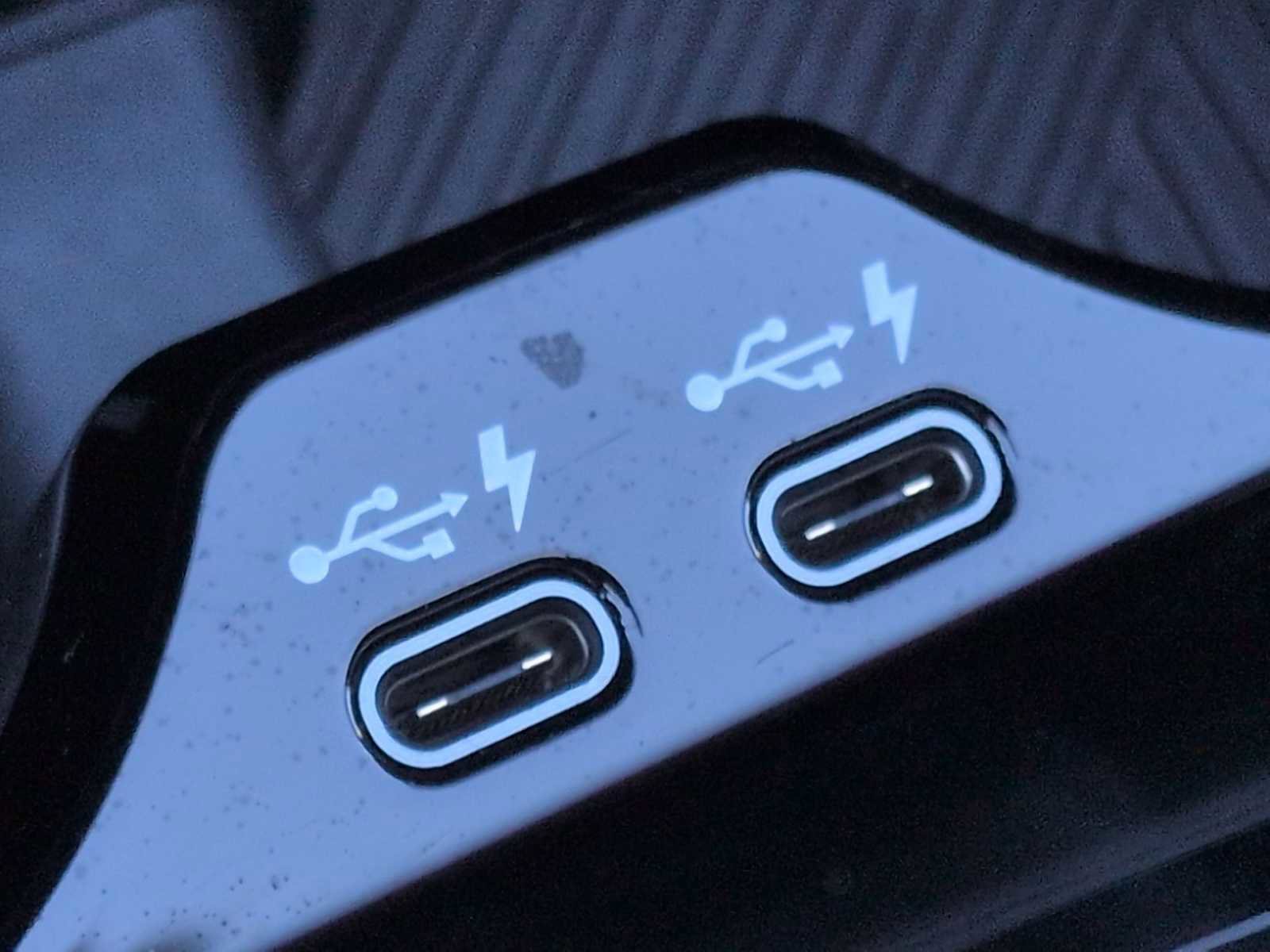 Used 2025 BMW i5 xDrive40 w/ Premium Package image 34