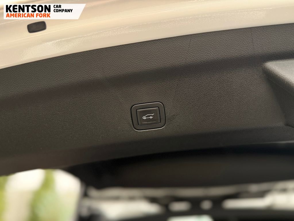 Used 2024 Cadillac Escalade Sport w/ LPO, ONYX Package image 55