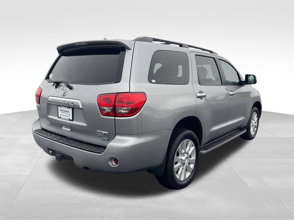 Used 2016 Toyota Sequoia Platinum AWD/4WD image 5