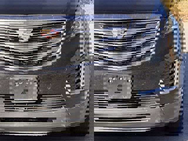 Used 2017 Cadillac XT5 Luxury w/ Driver Awareness Package image 11