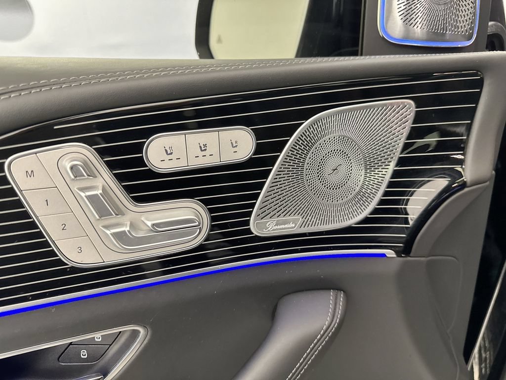 Used 2021 Mercedes-Benz Maybach GLS 600 4MATIC image 19
