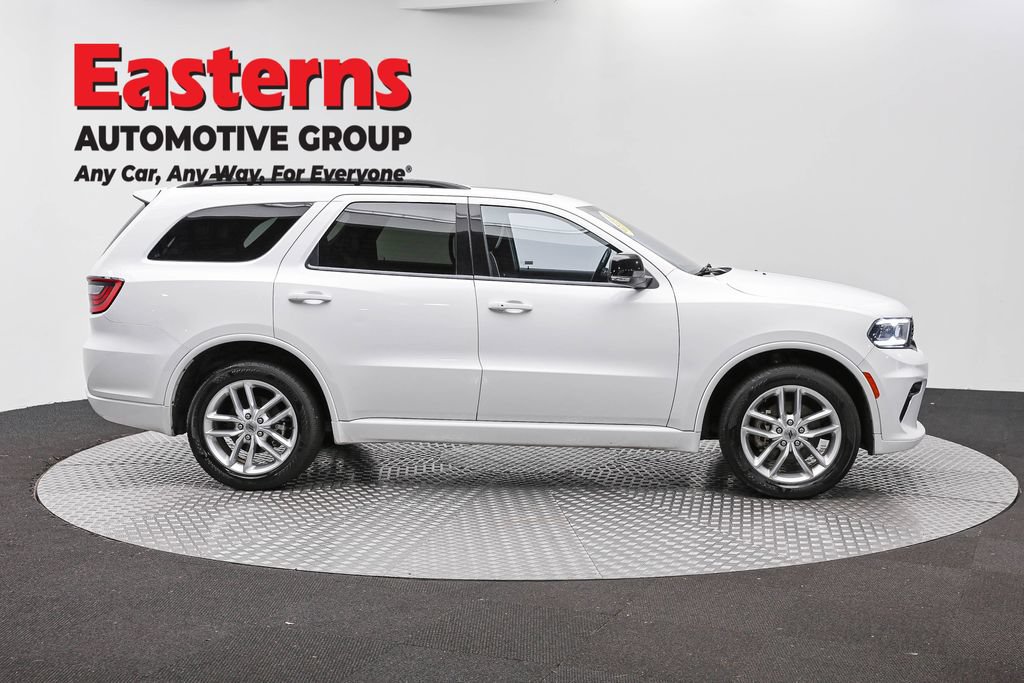 Used 2024 Dodge Durango GT AWD/4WD image 3