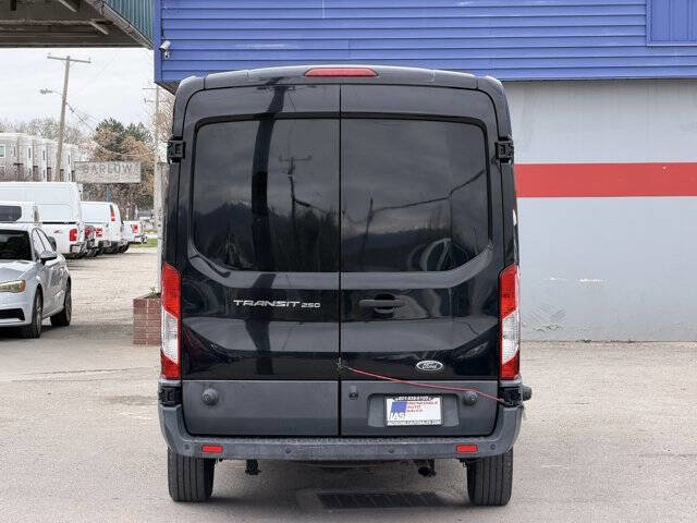 Used 2017 Ford Transit 250 148 Medium Roof image 5