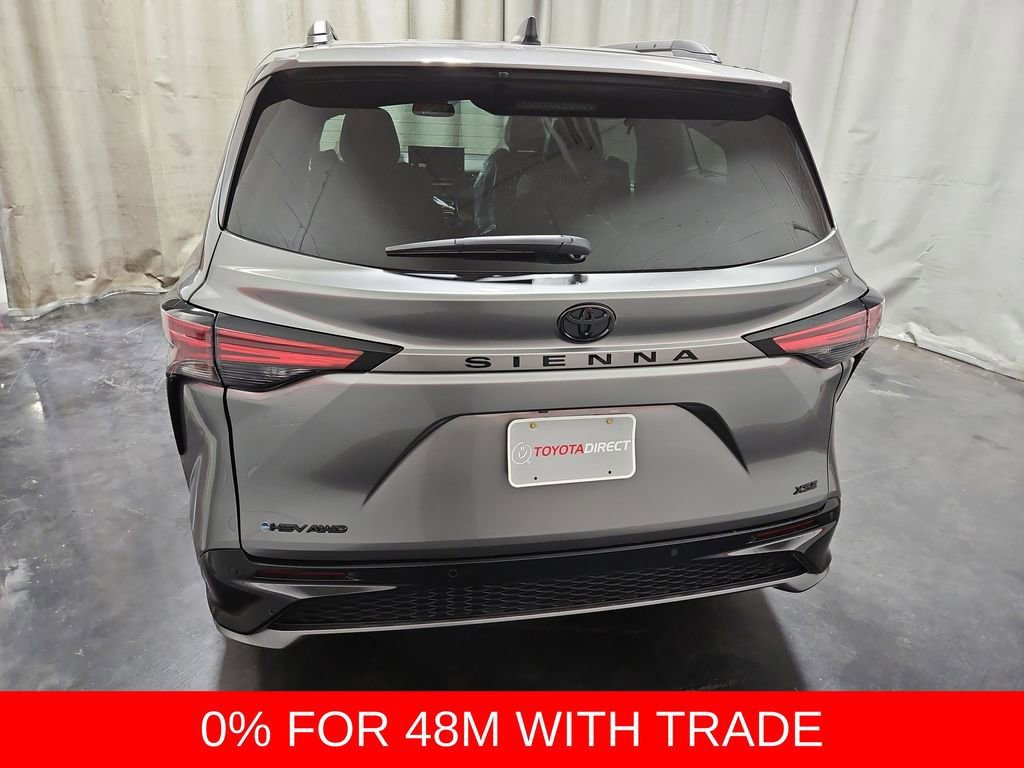 New 2026 Toyota Sienna XSE image 5
