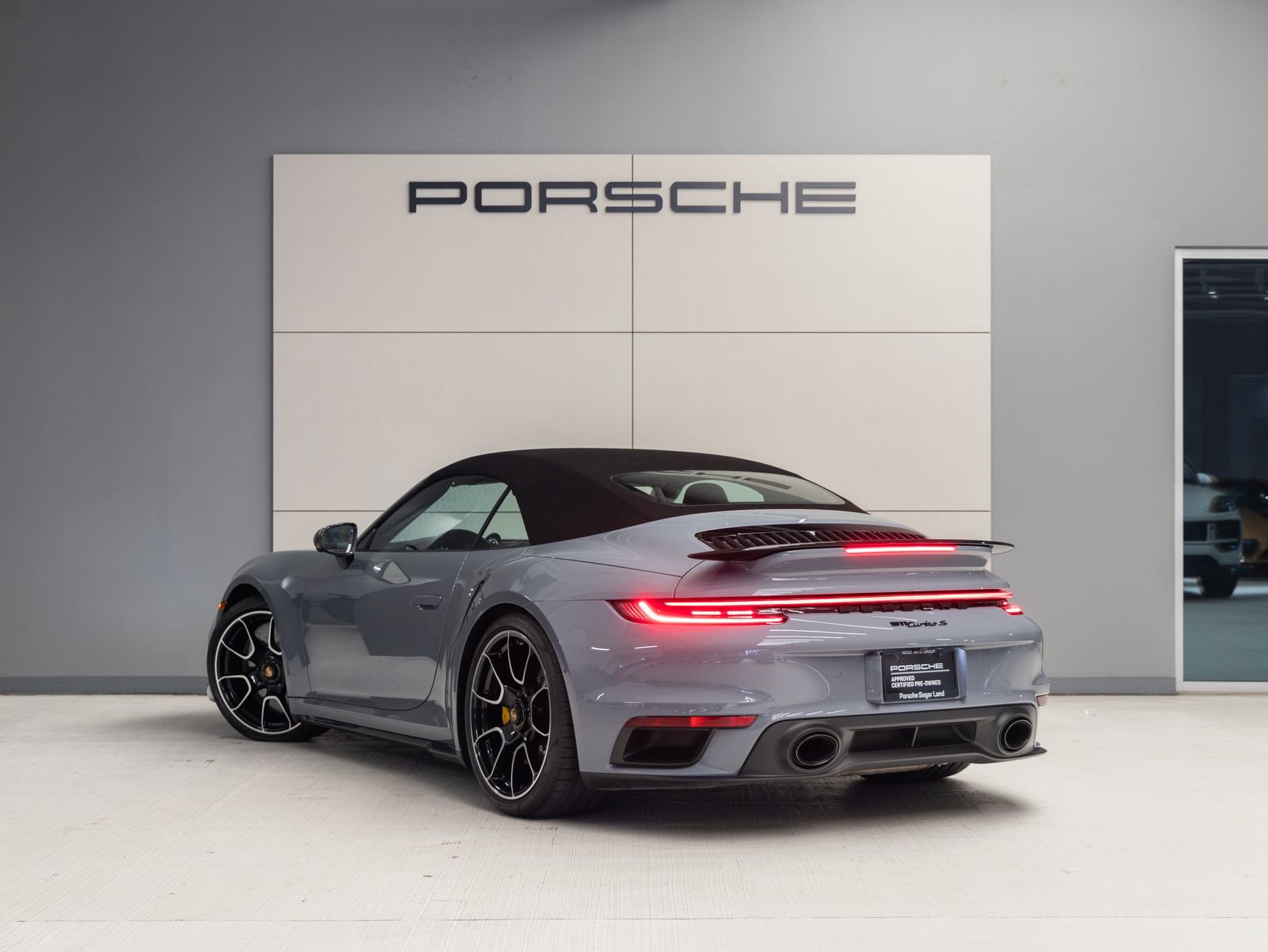 Certified 2024 Porsche 911 Turbo S image 3