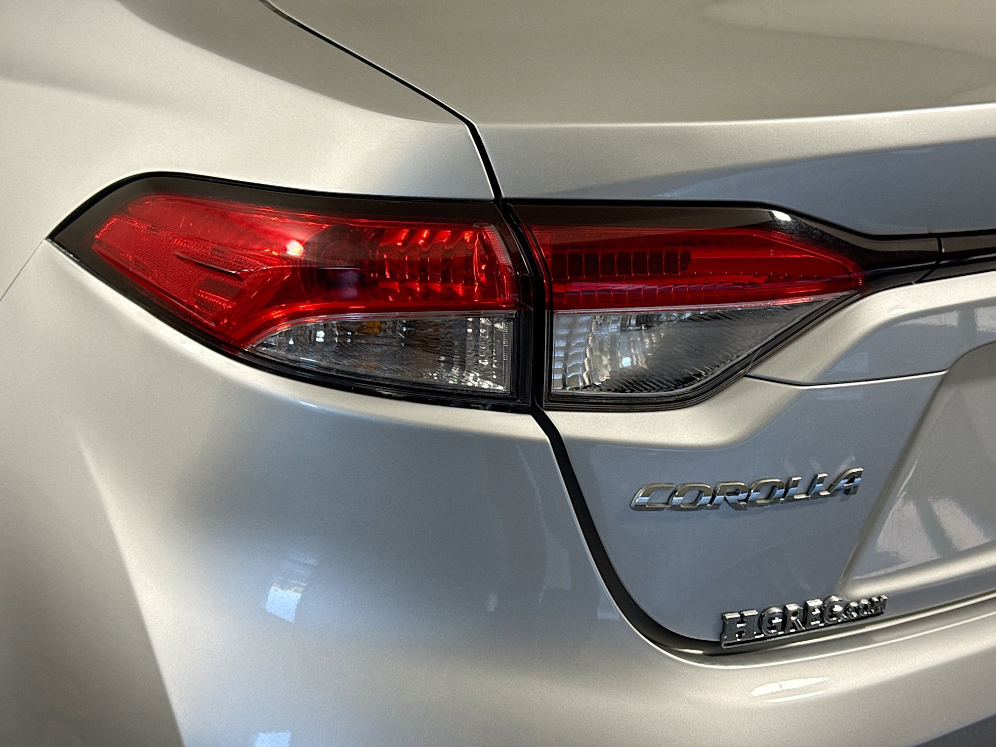 Used 2026 Toyota Corolla LE image 35