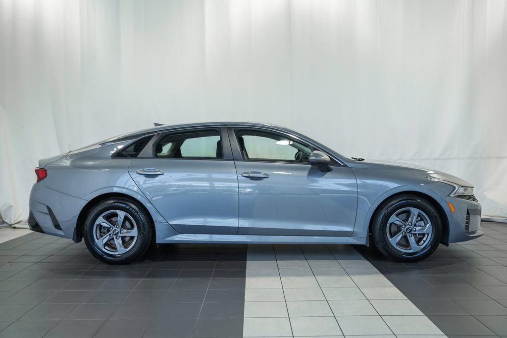 Used 2021 Kia K5 LXS FWD image 3