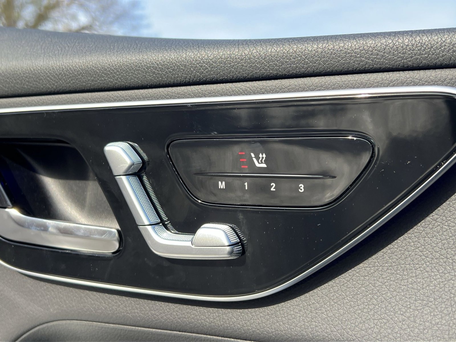 New 2026 Mercedes-Benz GLC 300 4MATIC image 33