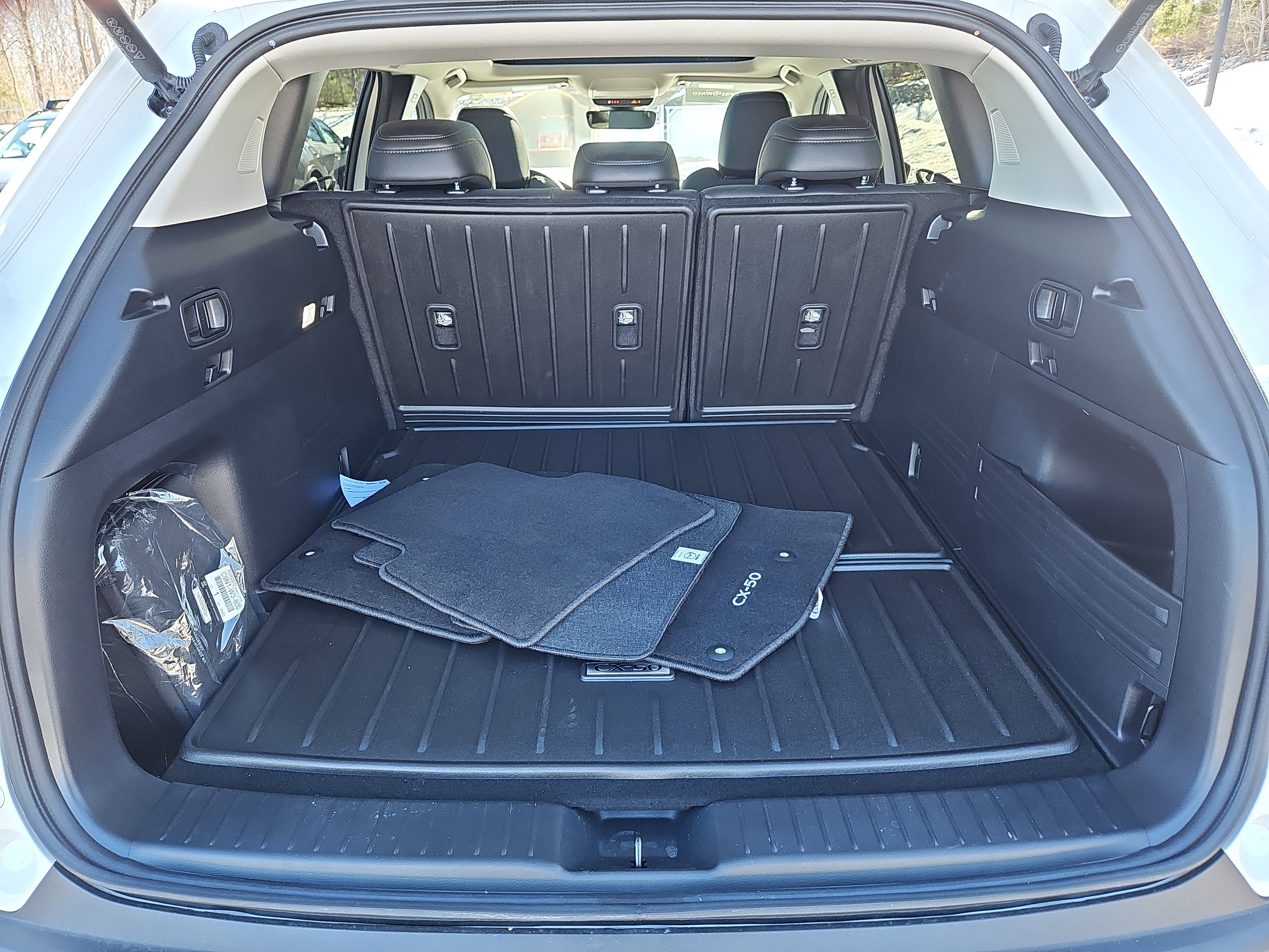 Certified 2025 MAZDA CX-50 AWD 2.5 Hybrid w/ Weather Package image 32