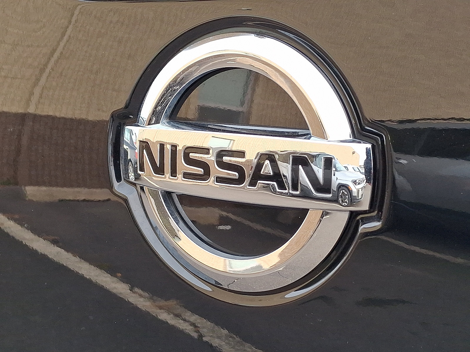 Used 2021 Nissan Titan SV w/ SV Convenience Package image 29