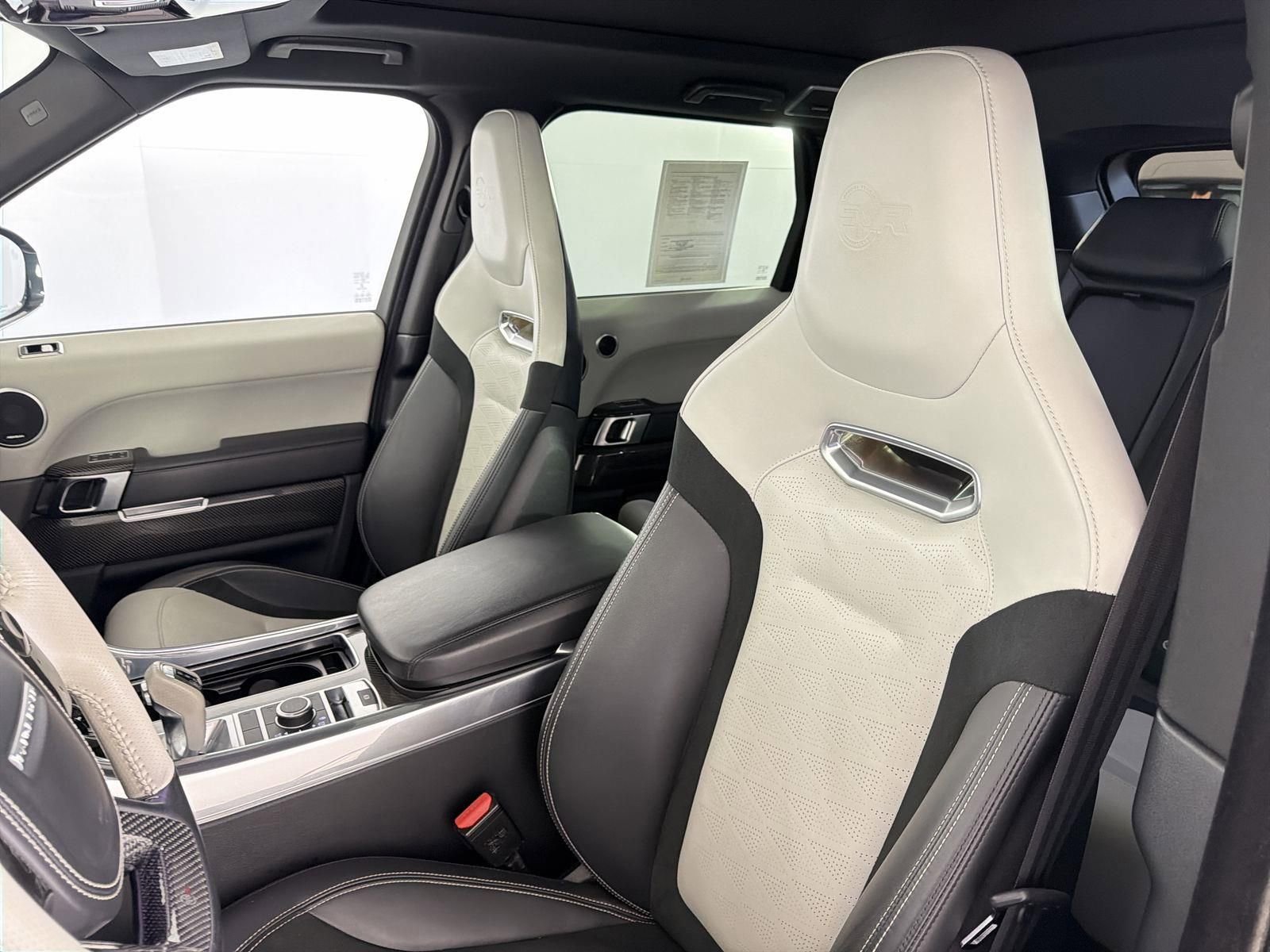 Used 2022 Land Rover Range Rover Sport SVR image 25