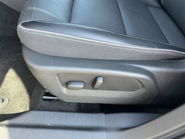 Certified 2023 Buick Envision Essence AWD/4WD image 14