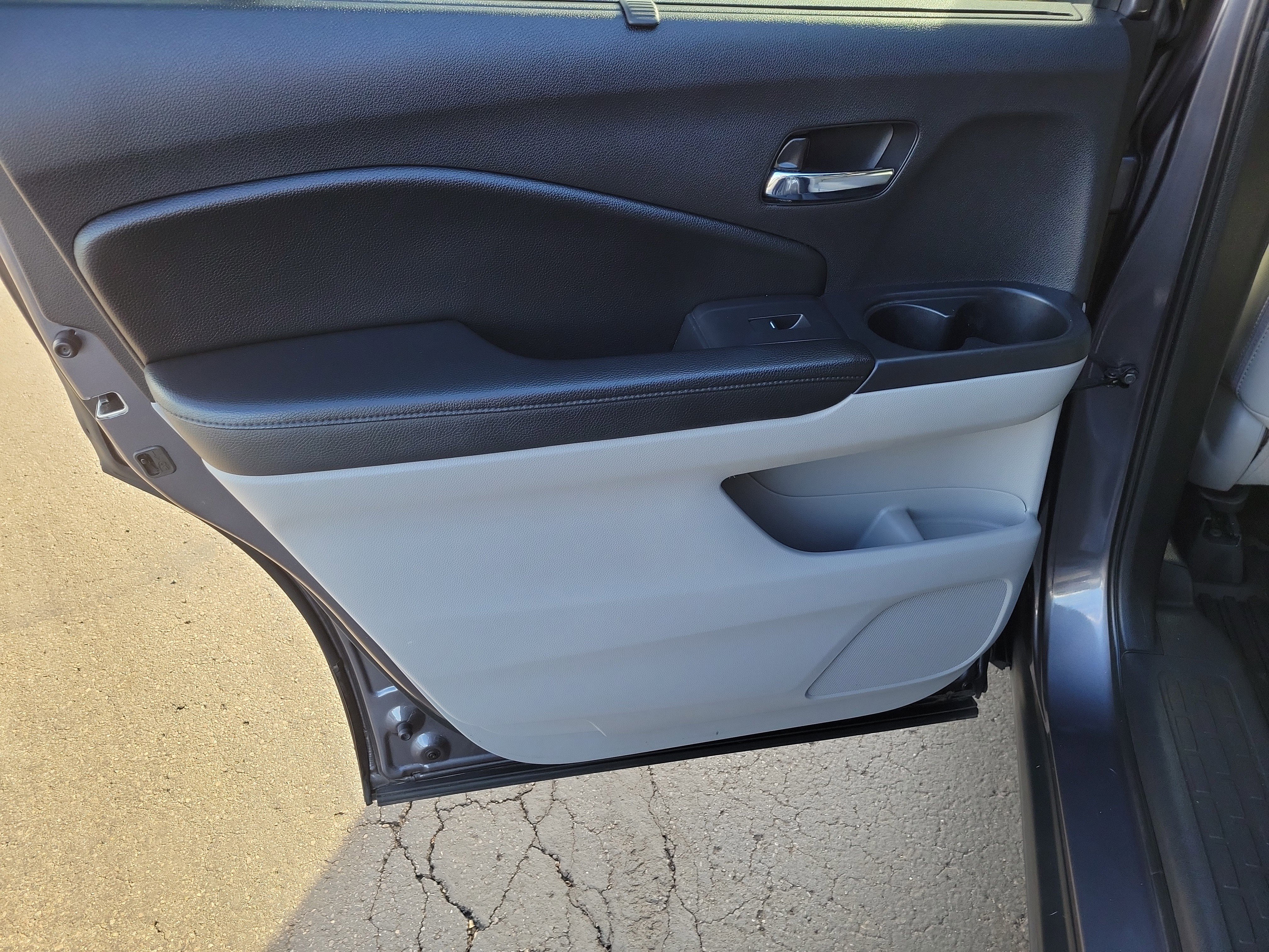 Used 2019 Honda Pilot Touring image 15