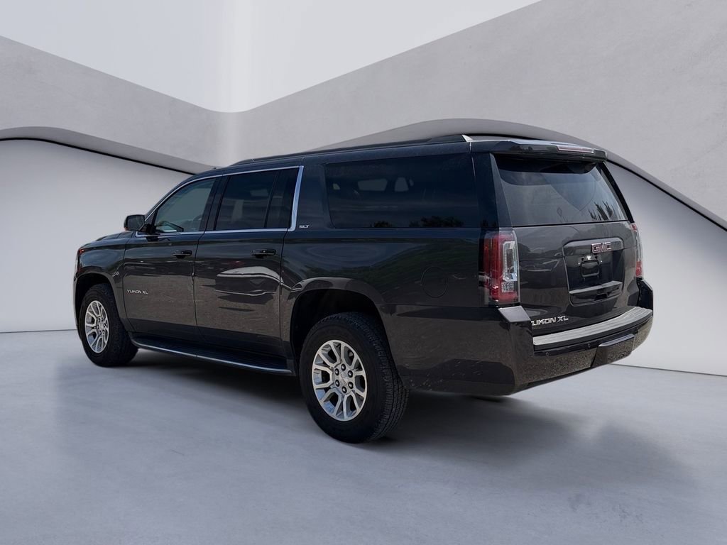 Used 2017 GMC Yukon XL SLT AWD/4WD image 4