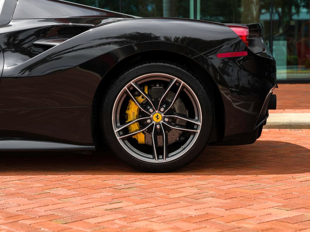 Certified 2018 Ferrari 488 Spider RWD image 22