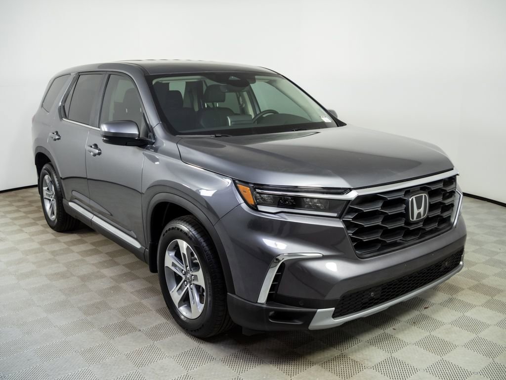 Used 2025 Honda Pilot EX-L image 23