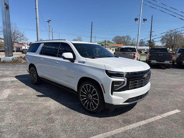 Used 2025 Chevrolet Suburban High Country image 21
