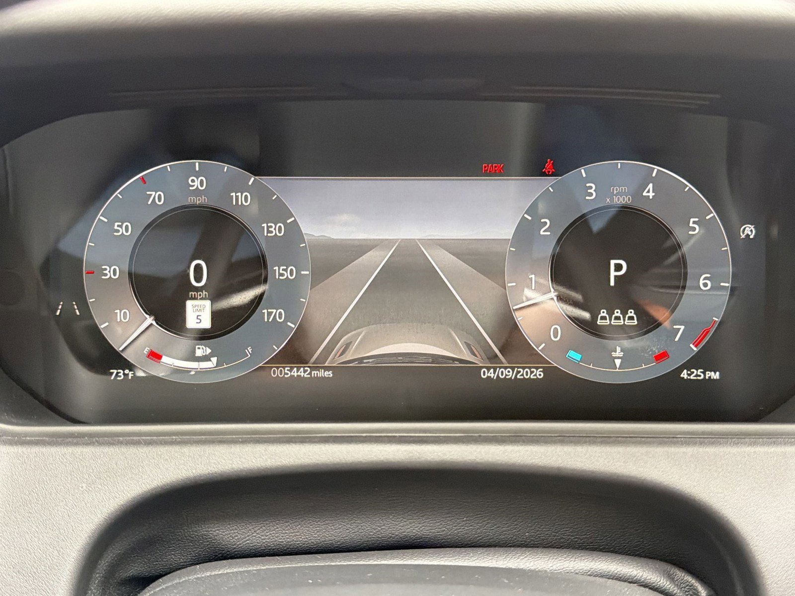 Used 2026 Land Rover Range Rover Velar Dynamic SE AWD/4WD image 20