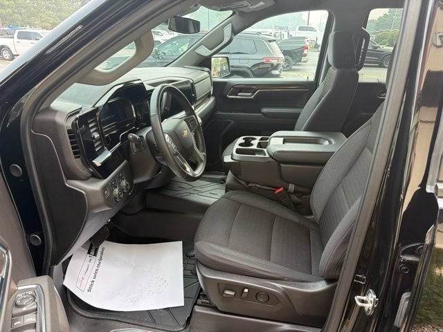 Used 2024 Chevrolet Silverado 1500 LT AWD/4WD image 15