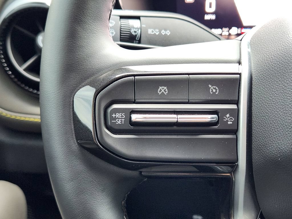 Certified 2025 Chevrolet Colorado ZR2 w/ Technology Package AWD/4WD image 27