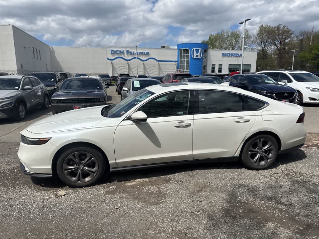 Certified 2023 Honda Accord EX image 3
