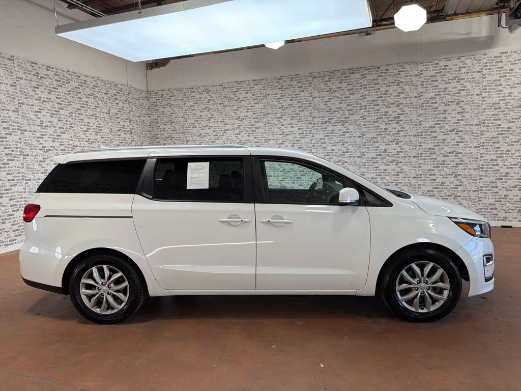 Used 2019 Kia Sedona EX FWD image 8