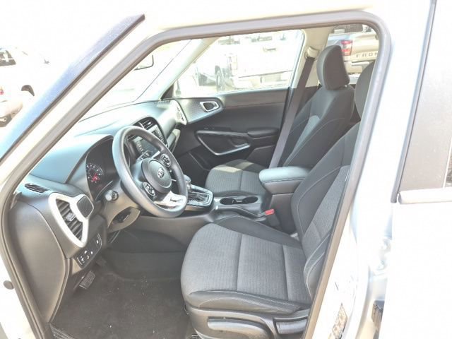 Used 2020 Kia Soul S image 16