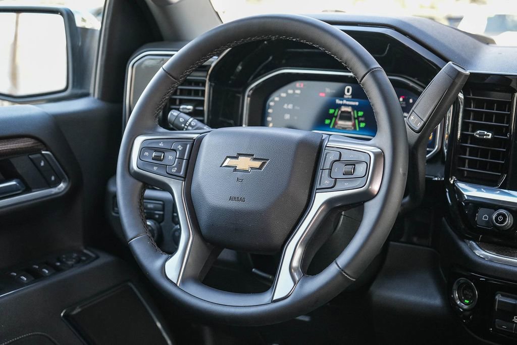 New 2025 Chevrolet Silverado 1500 LT AWD/4WD image 15